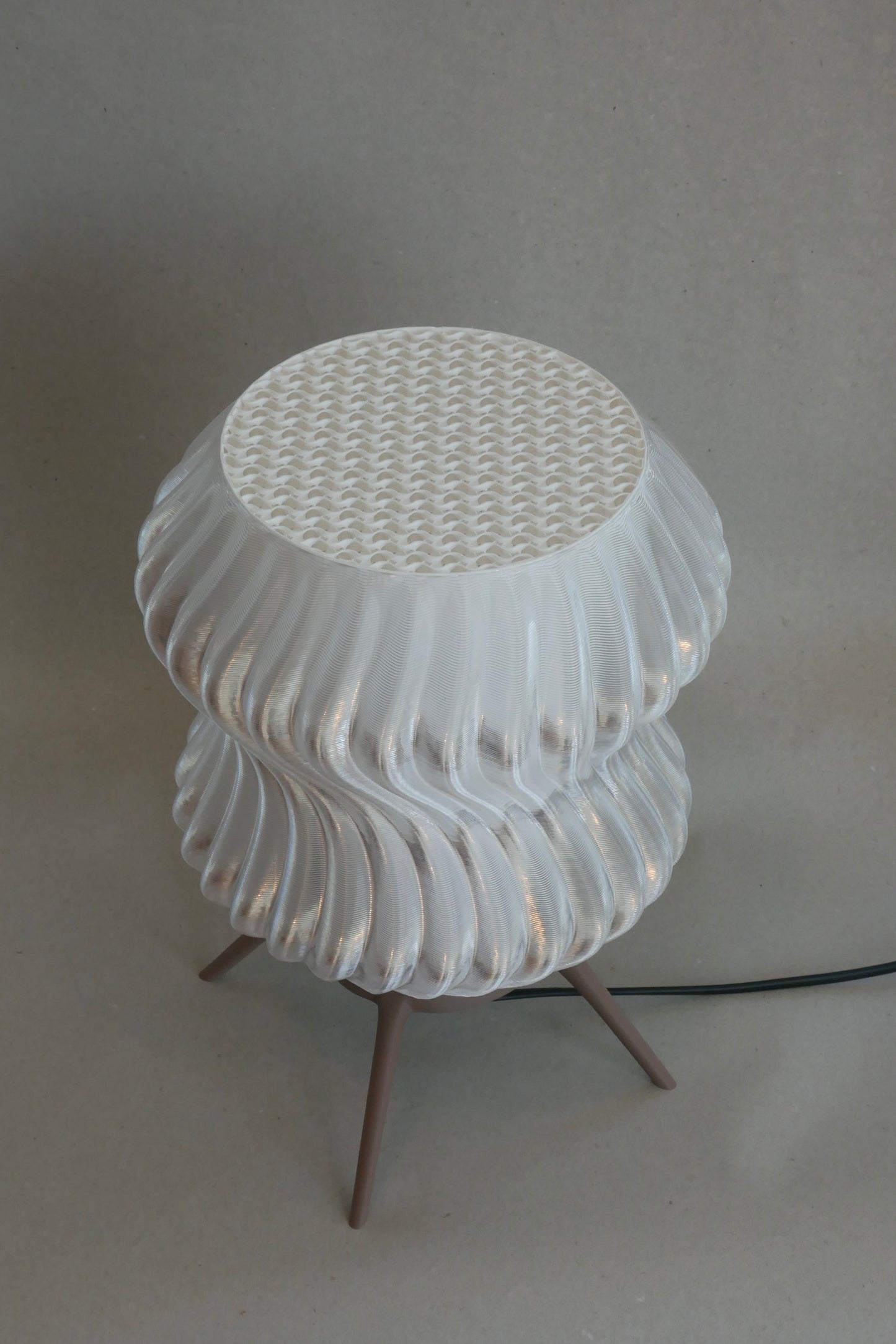 Cozy Table Lamp - Transparent Shell [SWIL]
