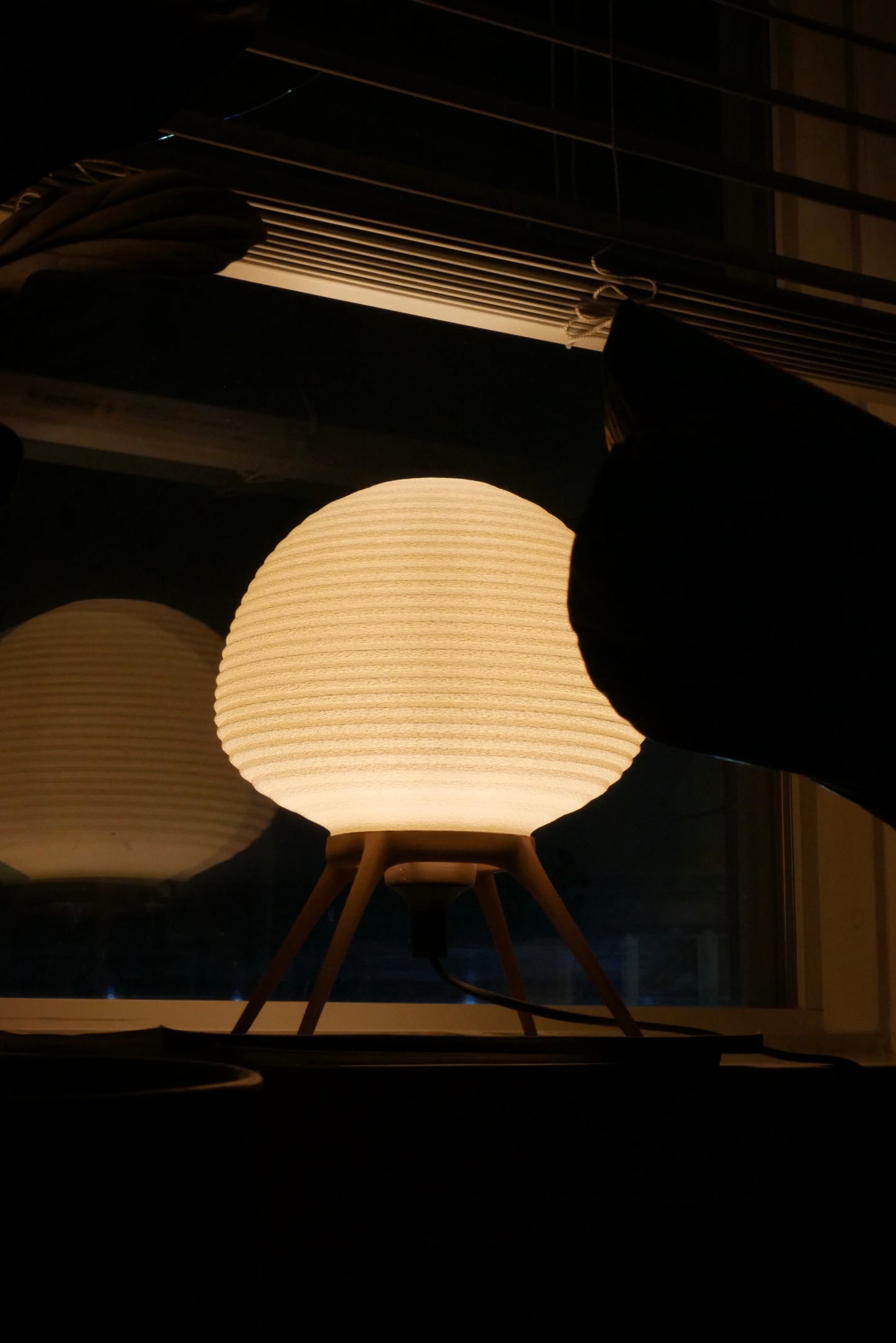Ambient Table Lamp | Corrugated Shell Design | OMRA.2