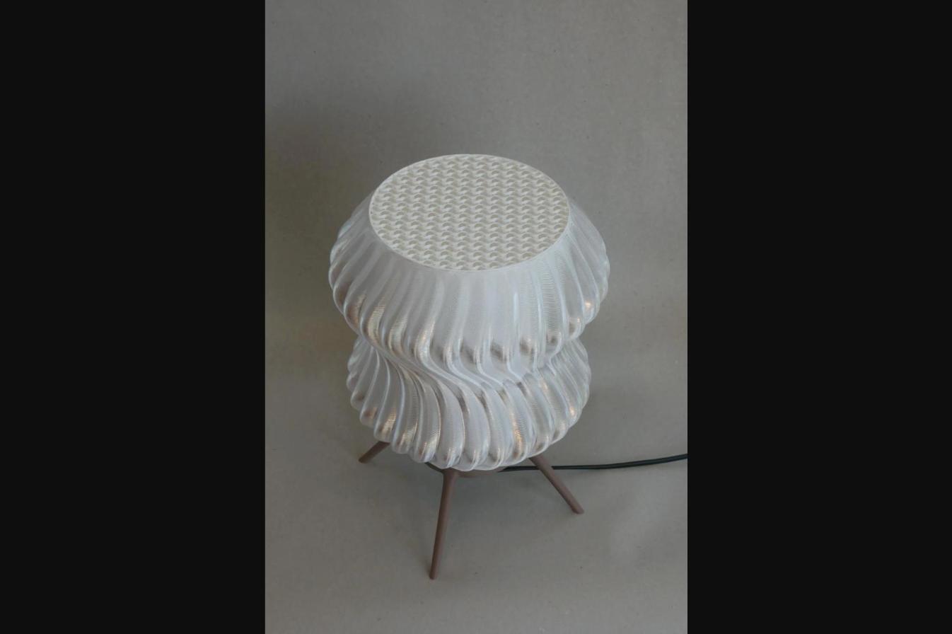 Cozy Table Lamp - Transparent Shell [SWIL]